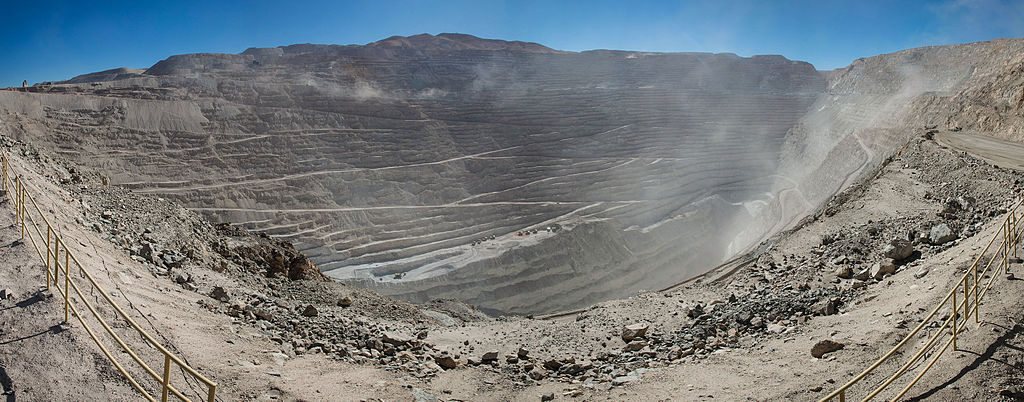 Foto des Kupferbergwerks Chuquicamata in Chile